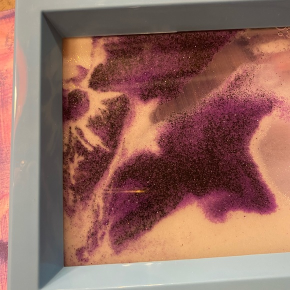 Art in Motion, Sand Painting! Reversible! Purple/white sand Blue & White Frame🌊 - Picture 8 of 12